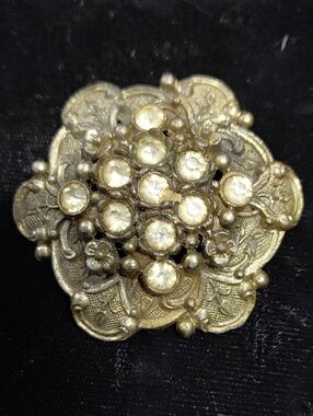 Vintage Gold Floral Crystal Cluster Button